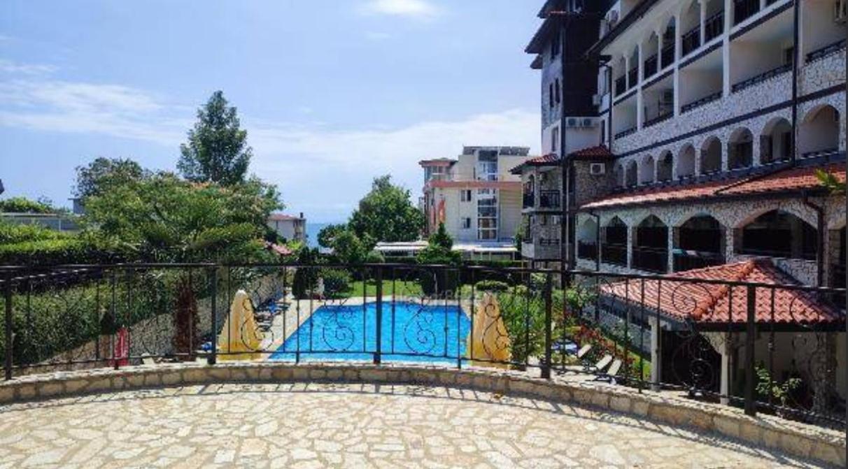 Нощувки Свети Влас Комплекс Амфора , Студио 704 Ngoại thất bức ảnh